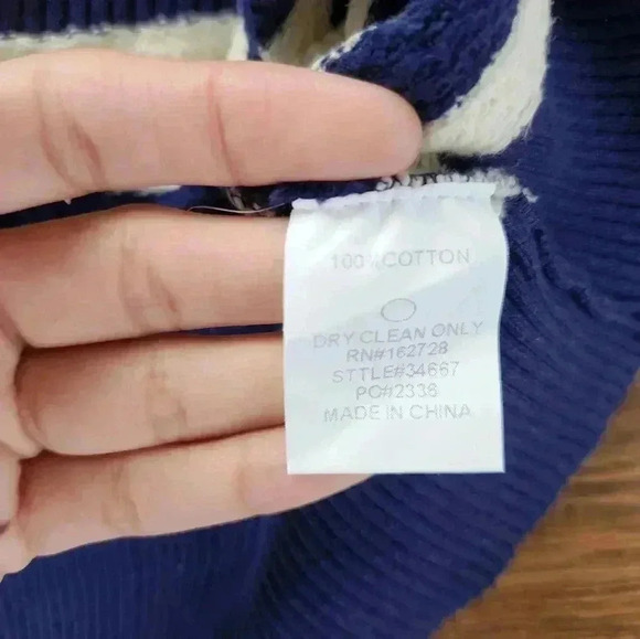 Voy Los Angeles Navy Striped Women's Sweater Top size L - Picture 5 of 10